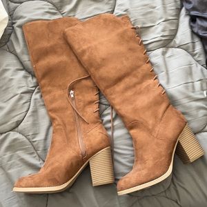 Suede Boots Size 7 NWOT
